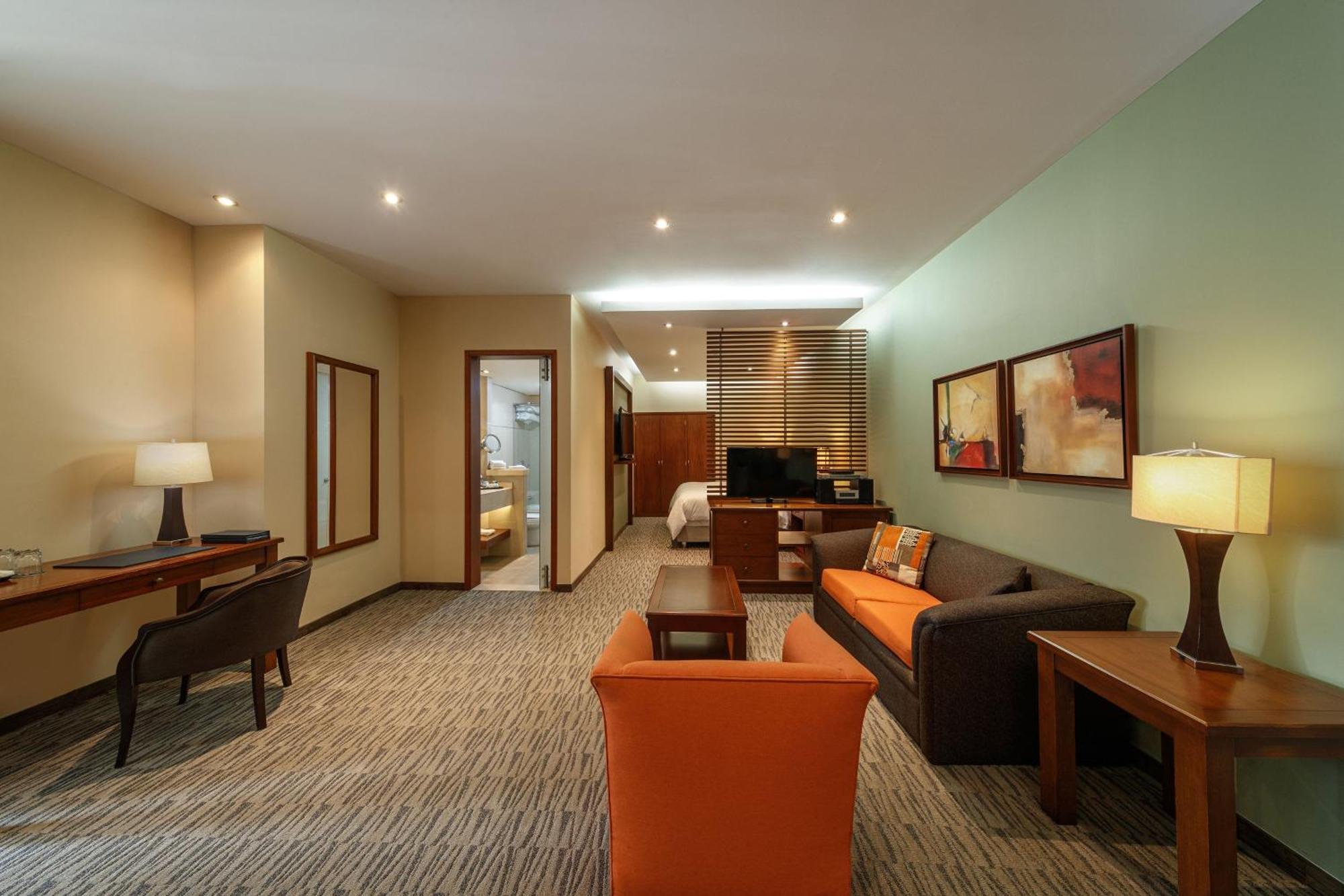 Sheraton Bogota Hotel Exterior foto